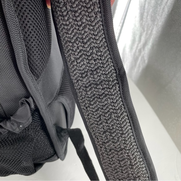 Quantaray U60 Urbangear Digital Camera Backpack DSLR by Naneu Pro - Picture 9 of 13